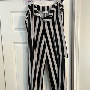 Wide leg trouser with bow